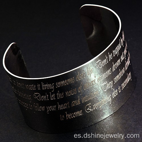 Plata anodizado aluminio brazalete brazaletes con los patrones de grabado